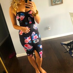 Beautiful dress only worn once